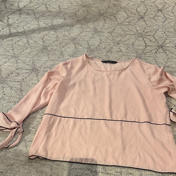 Zara Light Pink Blouse with Tie Sleeves - Picture 1 of 4